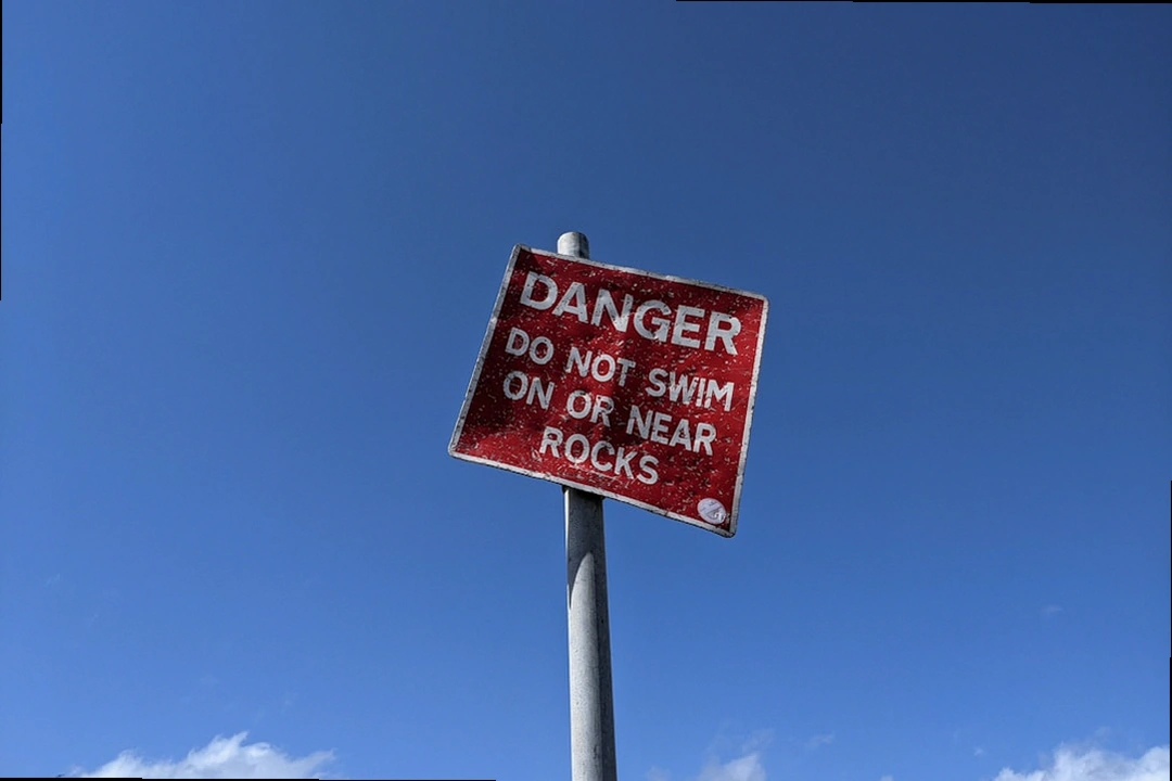 부가세 신고 유의사항 경고 표지판 이미지 1월 부가세신고